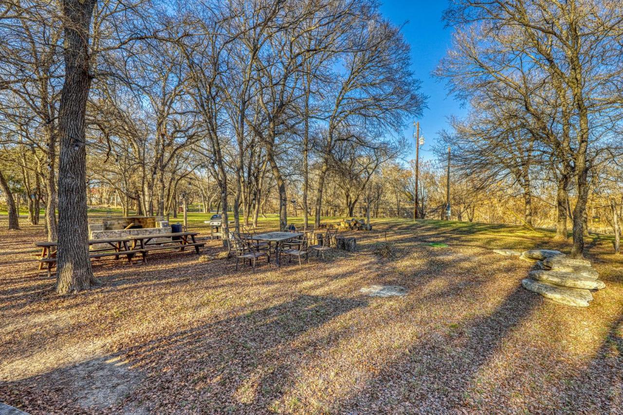 The Olive @ Mendelbaum Winery Guest Cabins Hotel Fredericksburg Exterior foto